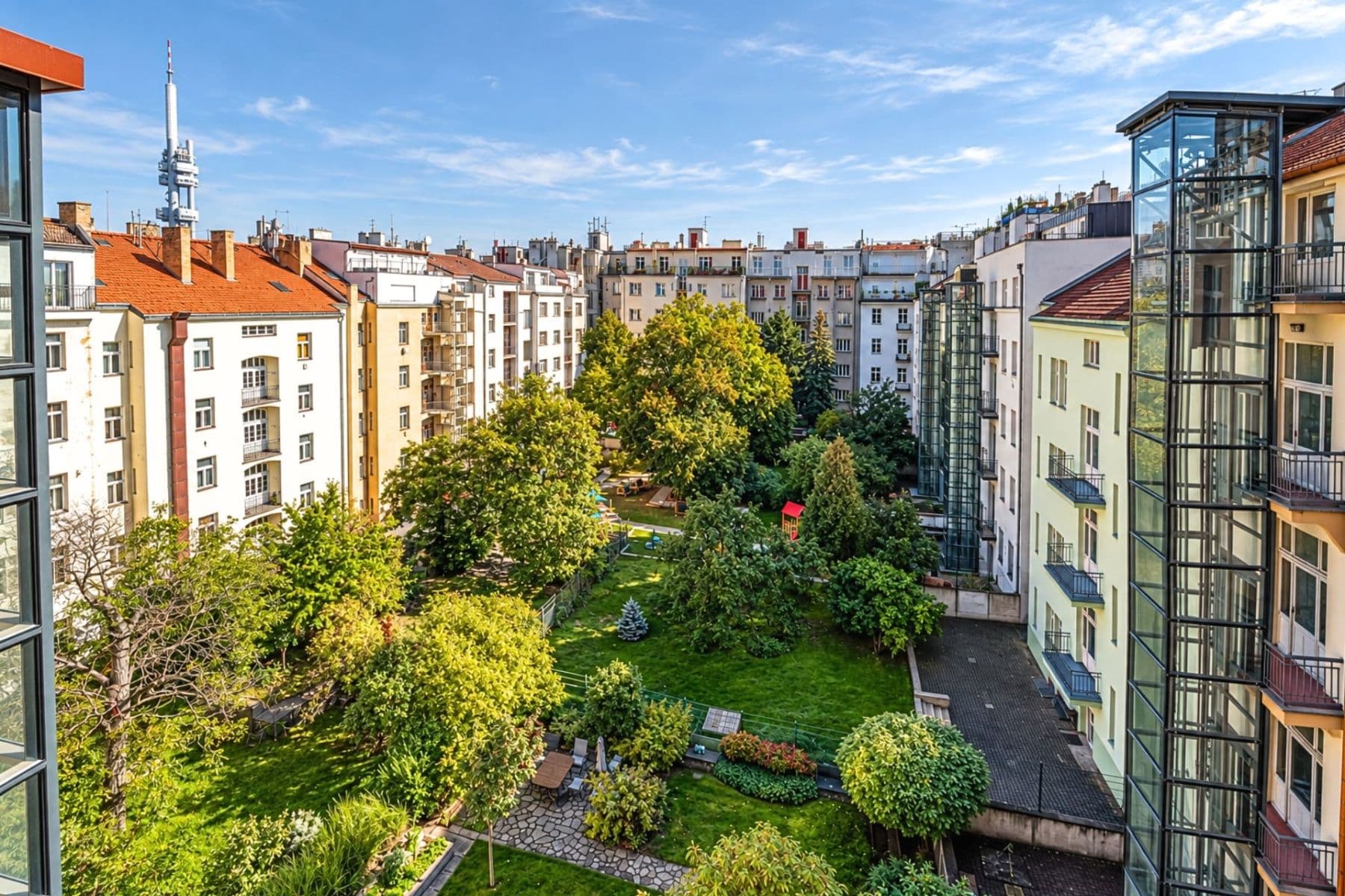 Predaj bytu 3-izbový 117 m², Chodská, Praha, Praha Predaj bytu 3-izbový 117 m², Chodská, Praha, Praha