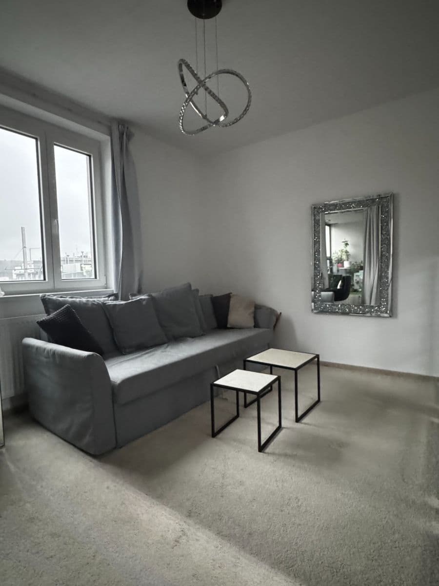 Prenájom bytu 1-izbový 46 m², Poděbradská, Praha, Praha Prenájom bytu 1-izbový 46 m², Poděbradská, Praha, Praha