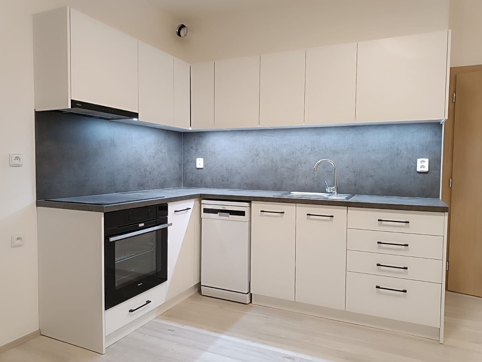 Prenájom bytu 1-izbový 33 m², Benátky nad Jizerou, Středočeský kraj Prenájom bytu 1-izbový 33 m², Benátky nad Jizerou, Středočeský kraj