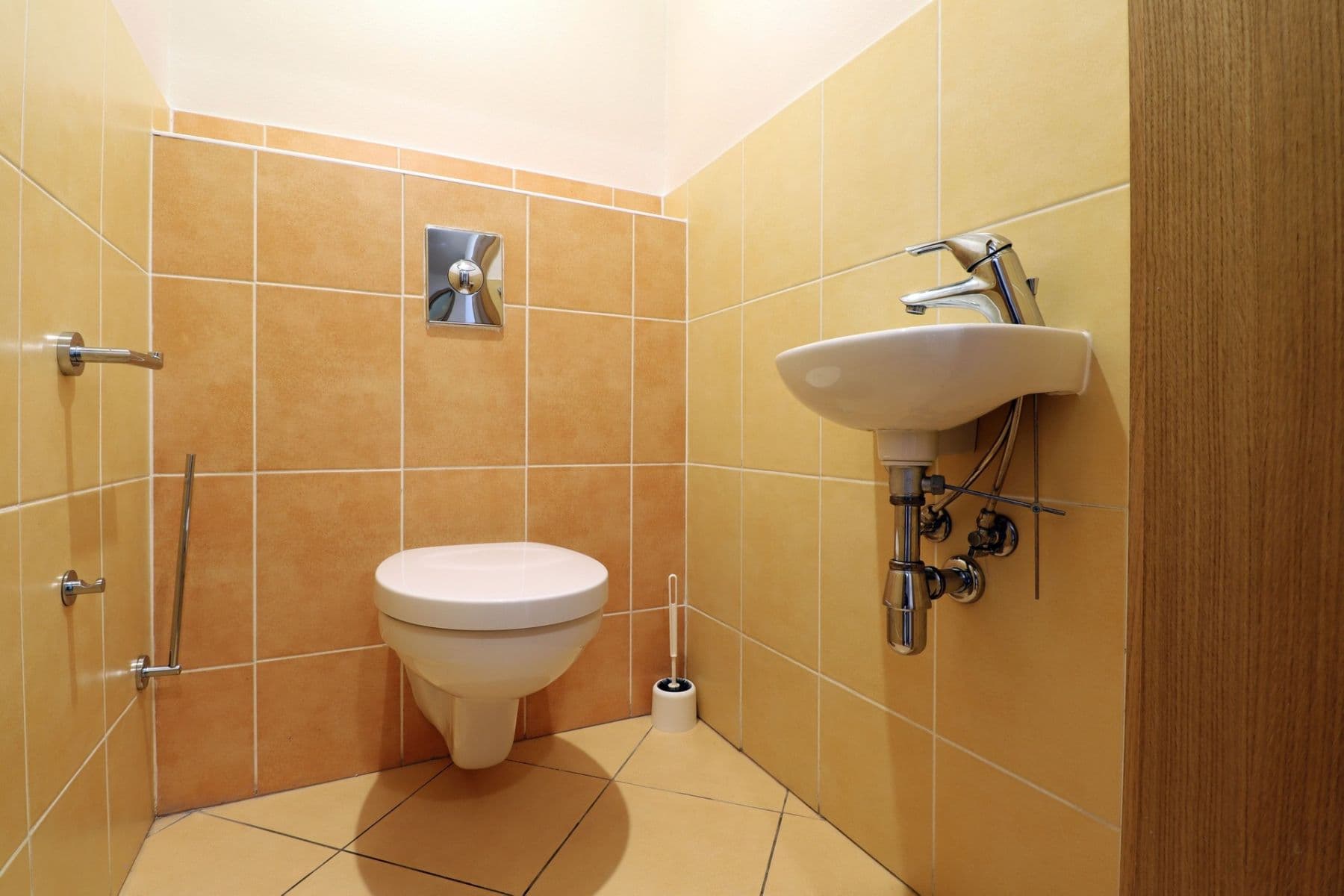 Prenájom bytu 4-izbový 92 m², Dismanova, Praha, Praha Prenájom bytu 4-izbový 92 m², Dismanova, Praha, Praha