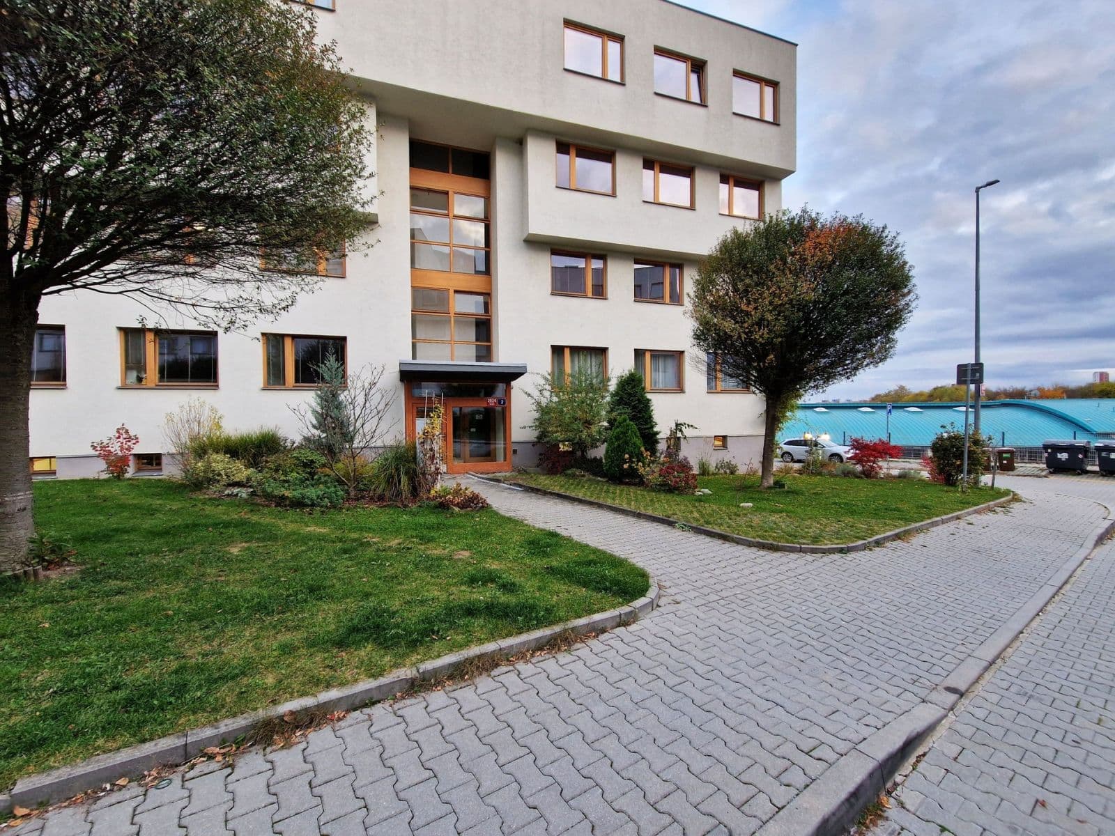 Prenájom bytu 4-izbový 92 m², Dismanova, Praha, Praha Prenájom bytu 4-izbový 92 m², Dismanova, Praha, Praha