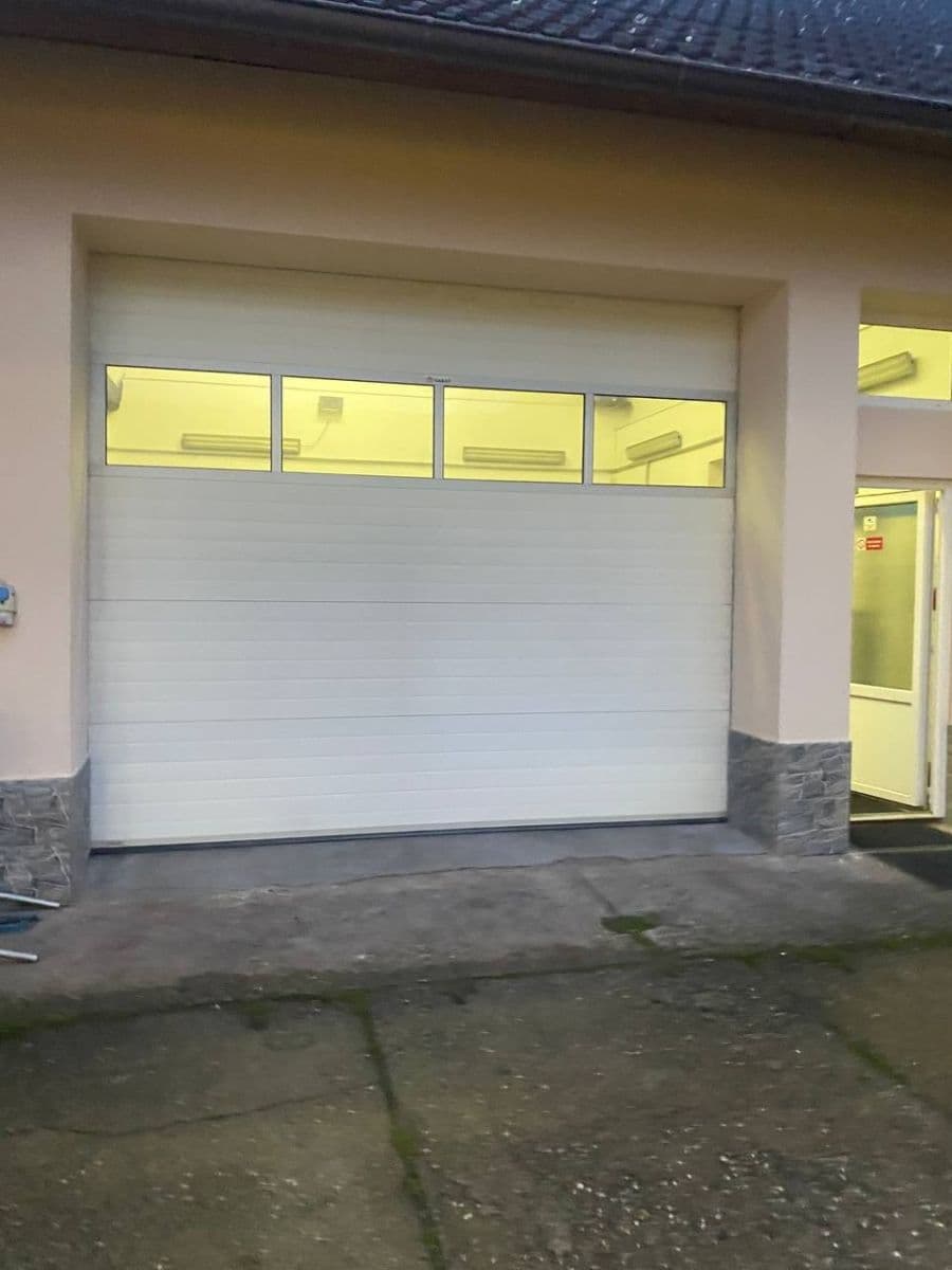 Prenájom nebytového priestoru 300 m², Havelská, Český Brod, Středočeský kraj Prenájom nebytového priestoru 300 m², Havelská, Český Brod, Středočeský kraj