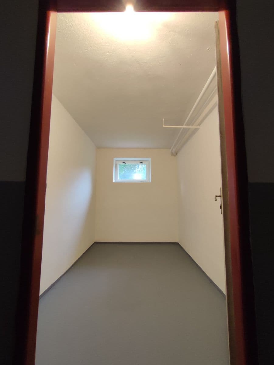 Prenájom bytu 3-izbový 78 m², Karlov, Velké Meziříčí, Kraj Vysočina Prenájom bytu 3-izbový 78 m², Karlov, Velké Meziříčí, Kraj Vysočina