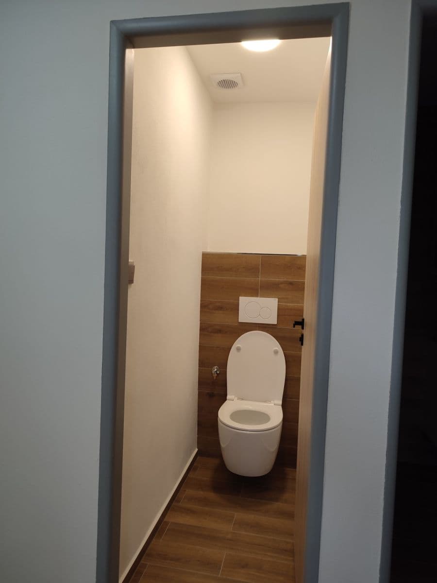 Prenájom bytu 3-izbový 78 m², Karlov, Velké Meziříčí, Kraj Vysočina Prenájom bytu 3-izbový 78 m², Karlov, Velké Meziříčí, Kraj Vysočina