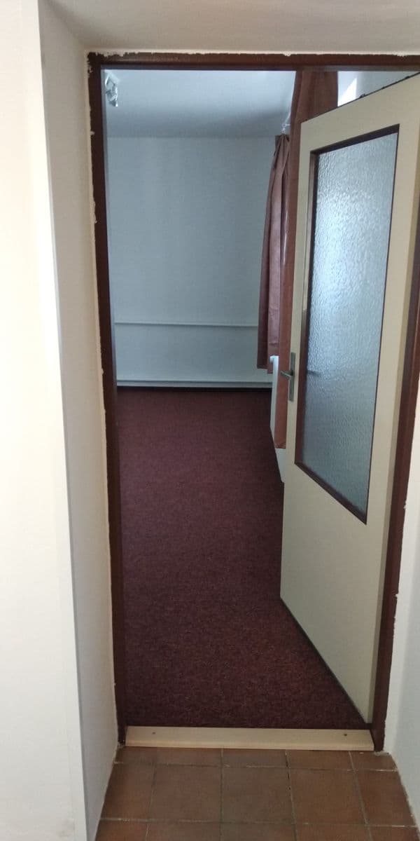 Prenájom bytu 1-izbový 42 m², Rápošovská, Praha, Praha Prenájom bytu 1-izbový 42 m², Rápošovská, Praha, Praha