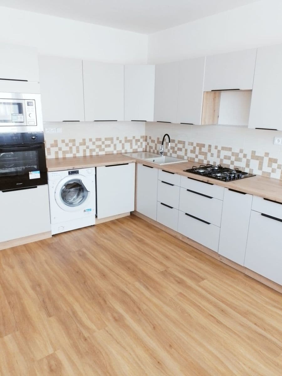 Predaj bytu 2-izbový 78 m², Ryneček, Příbram, Středočeský kraj Predaj bytu 2-izbový 78 m², Ryneček, Příbram, Středočeský kraj