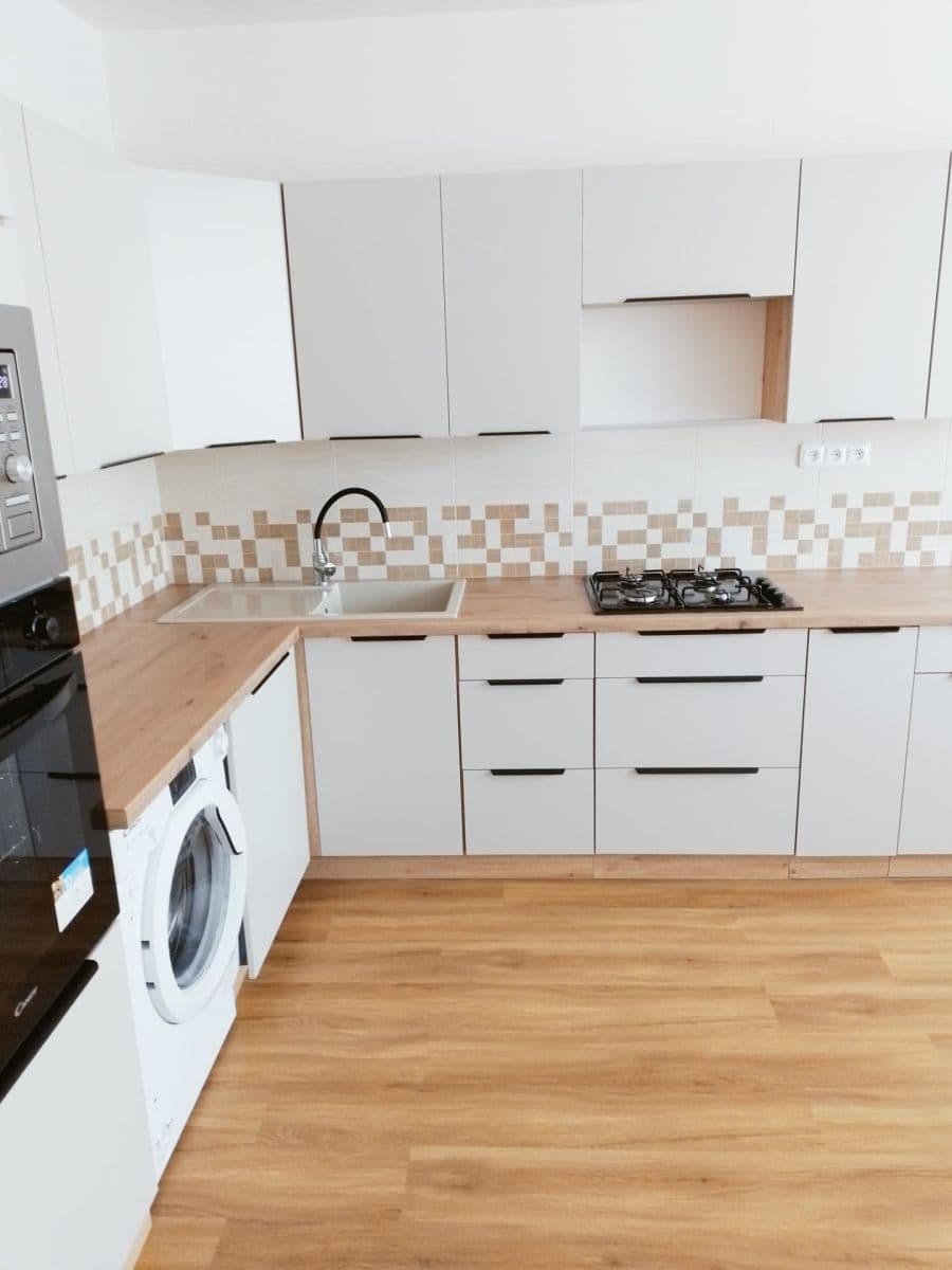 Predaj bytu 2-izbový 78 m², Ryneček, Příbram, Středočeský kraj Predaj bytu 2-izbový 78 m², Ryneček, Příbram, Středočeský kraj