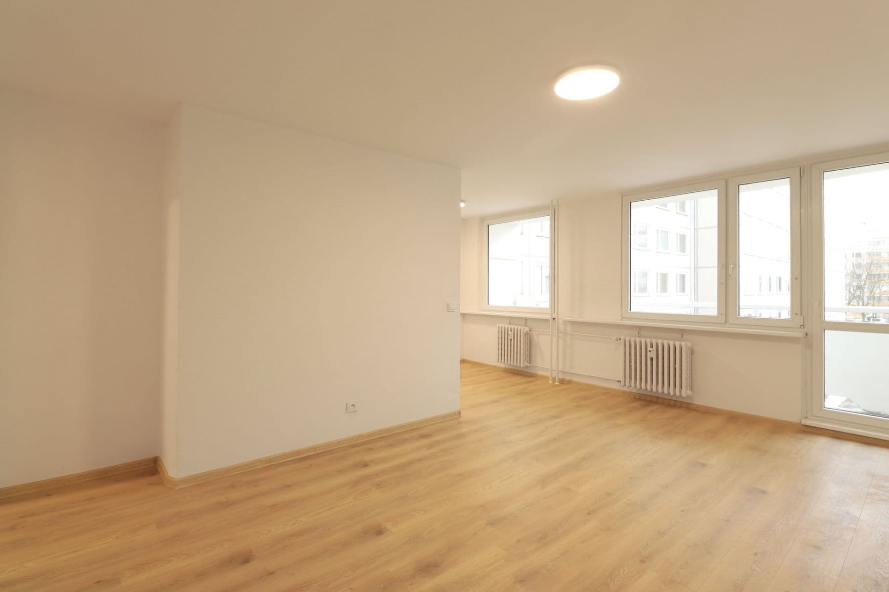 Prenájom bytu 3-izbový 72 m², Borovanského, Praha, Praha Prenájom bytu 3-izbový 72 m², Borovanského, Praha, Praha