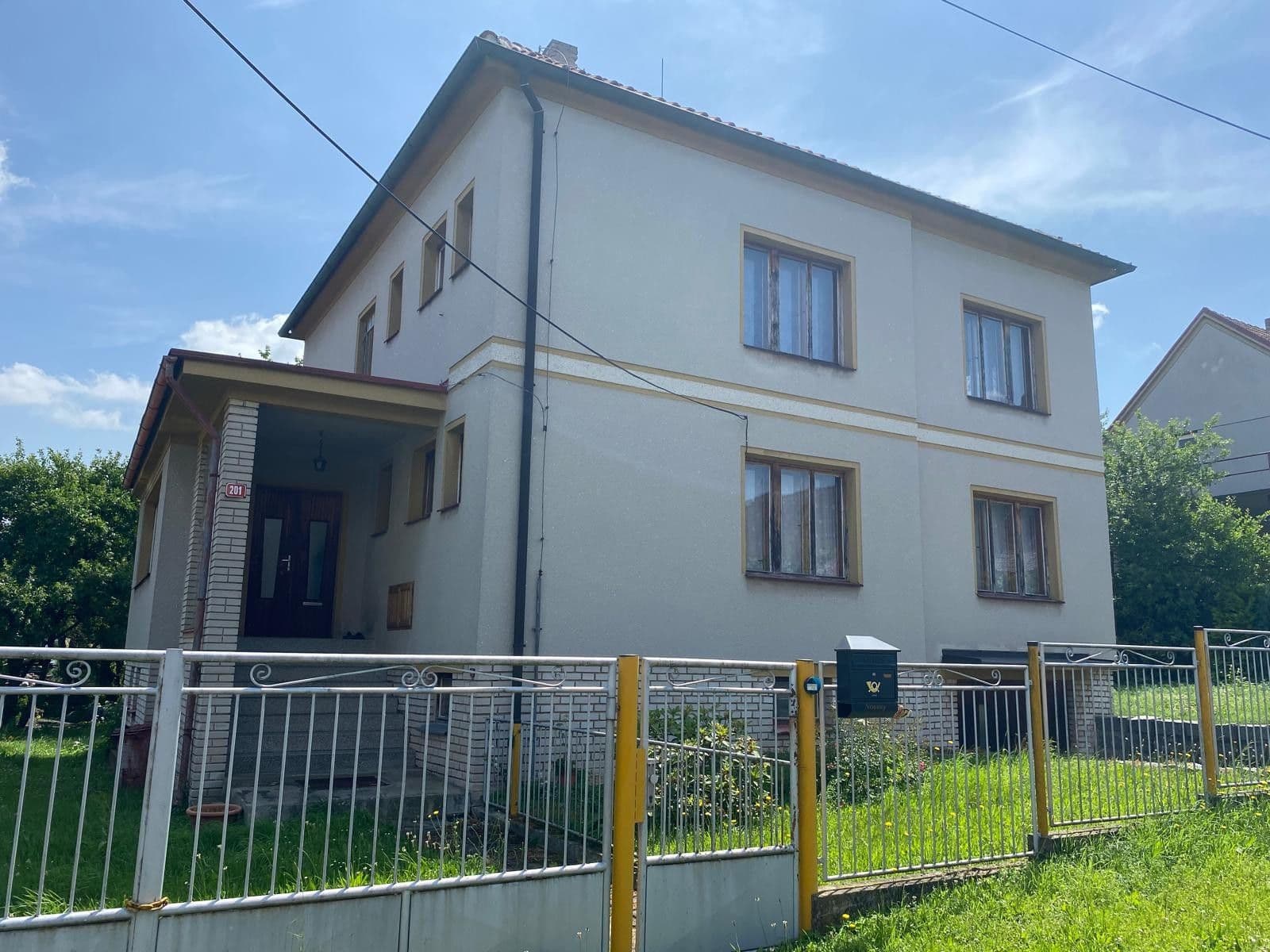 Predaj domu 340 m², pozemek 652 m², Pod Česačkou, Krušovice, Středočeský kraj Predaj domu 340 m², pozemek 652 m², Pod Česačkou, Krušovice, Středočeský kraj