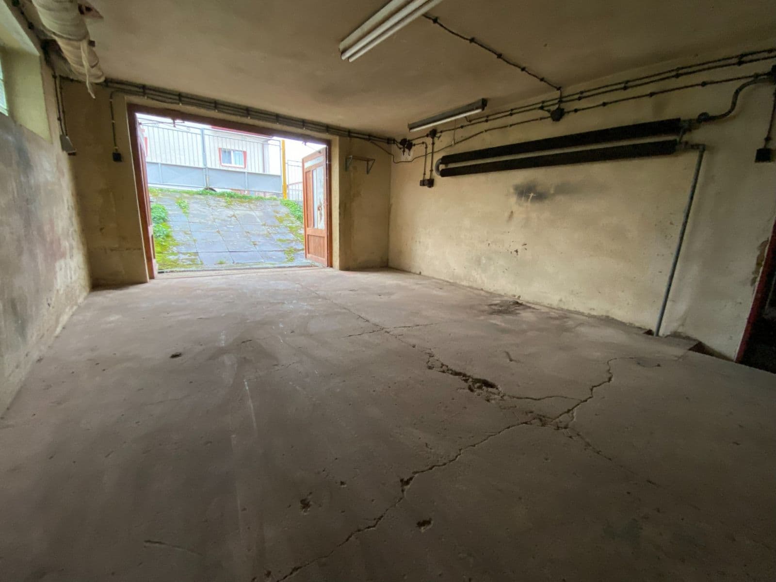 Predaj domu 340 m², pozemek 652 m², Pod Česačkou, Krušovice, Středočeský kraj Predaj domu 340 m², pozemek 652 m², Pod Česačkou, Krušovice, Středočeský kraj