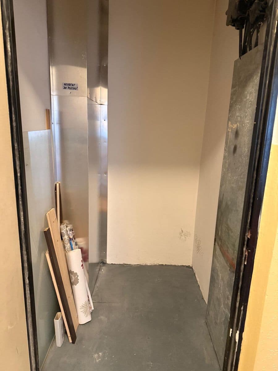 Predaj bytu 2-izbový 54 m², Krhanická, Praha, Praha Predaj bytu 2-izbový 54 m², Krhanická, Praha, Praha