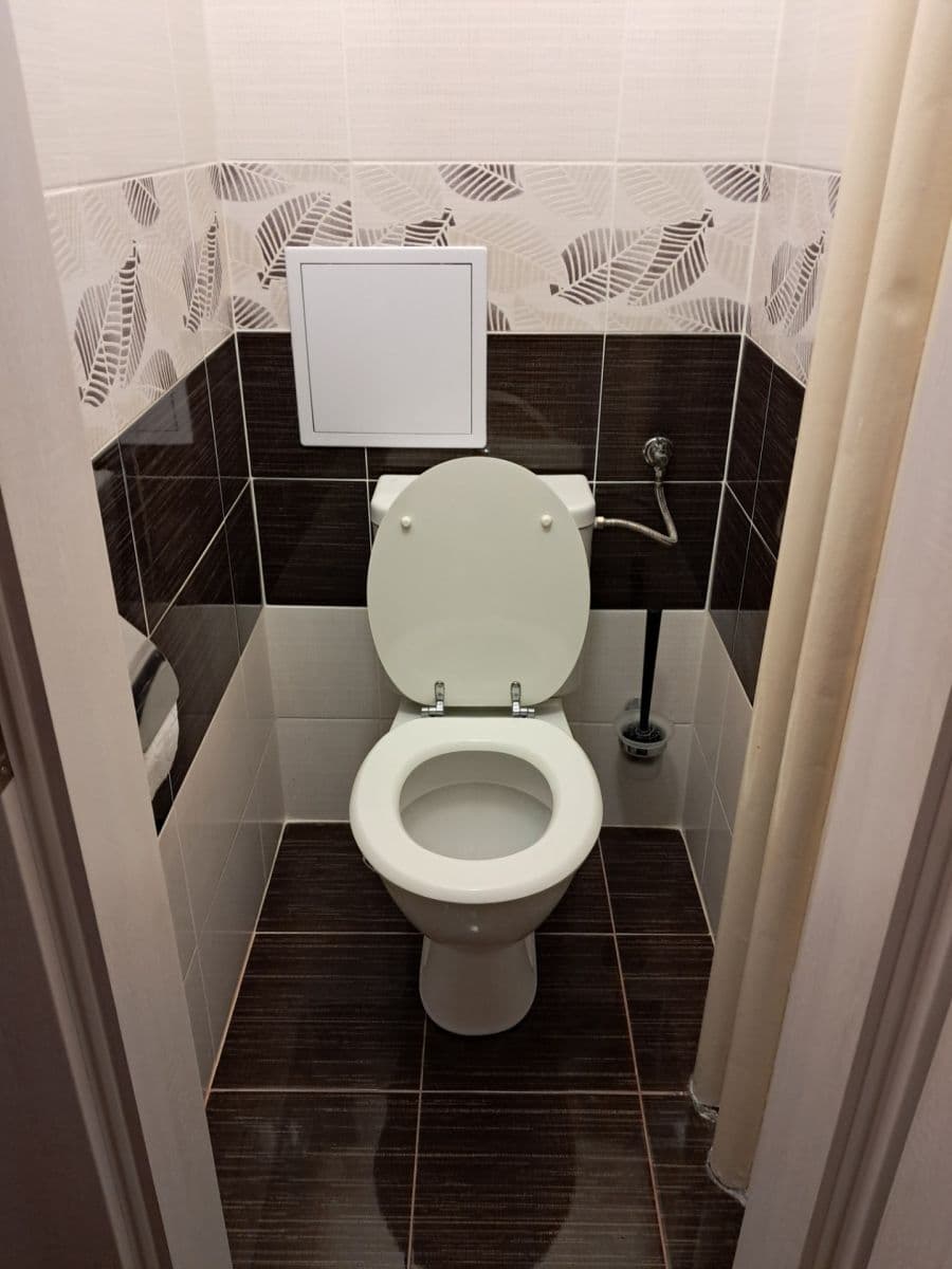 Prenájom bytu 2-izbový 55 m², Družstevní, Týnec nad Sázavou, Středočeský kraj Prenájom bytu 2-izbový 55 m², Družstevní, Týnec nad Sázavou, Středočeský kraj