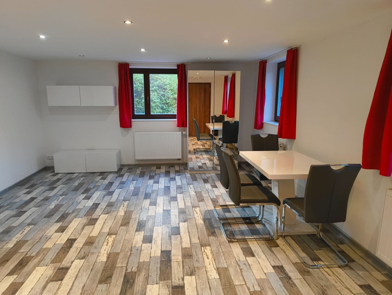 Prenájom bytu 2-izbový 57 m², Antonína Dvořáka, Dobříš, Středočeský kraj Prenájom bytu 2-izbový 57 m², Antonína Dvořáka, Dobříš, Středočeský kraj