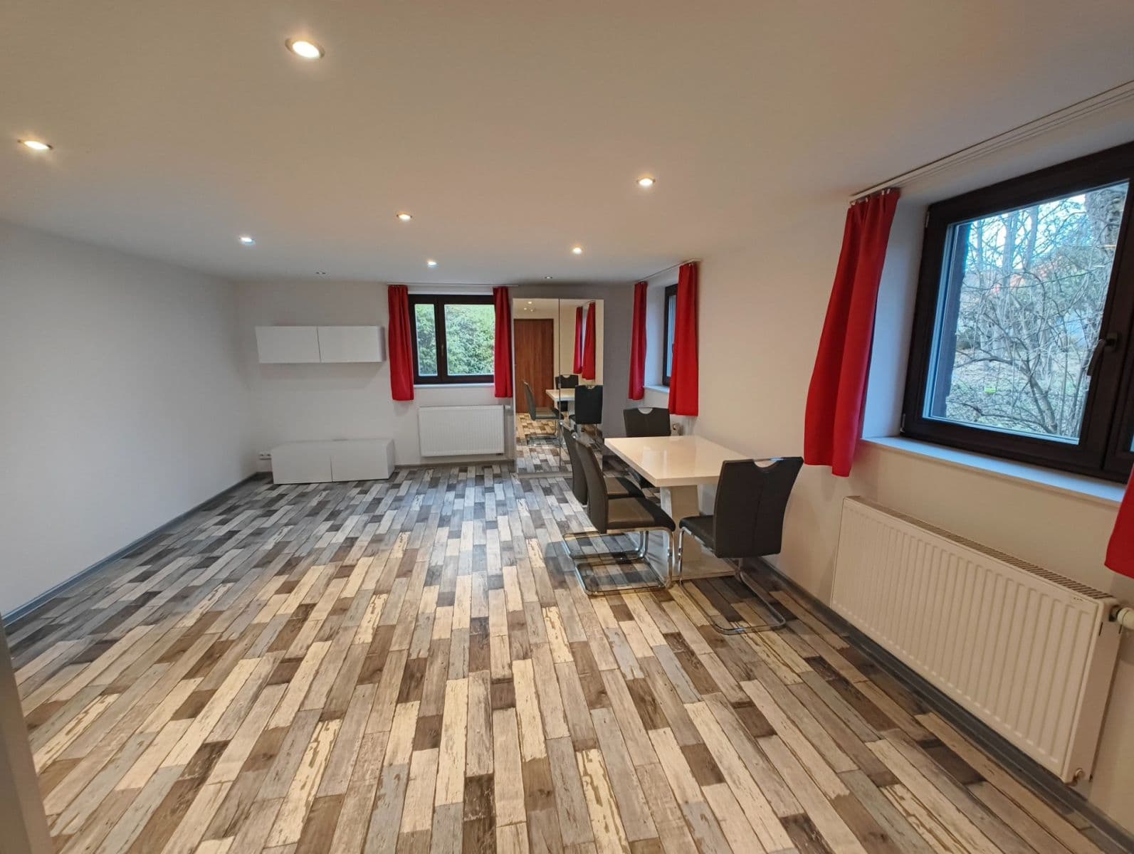 Prenájom bytu 2-izbový 57 m², Antonína Dvořáka, Dobříš, Středočeský kraj Prenájom bytu 2-izbový 57 m², Antonína Dvořáka, Dobříš, Středočeský kraj