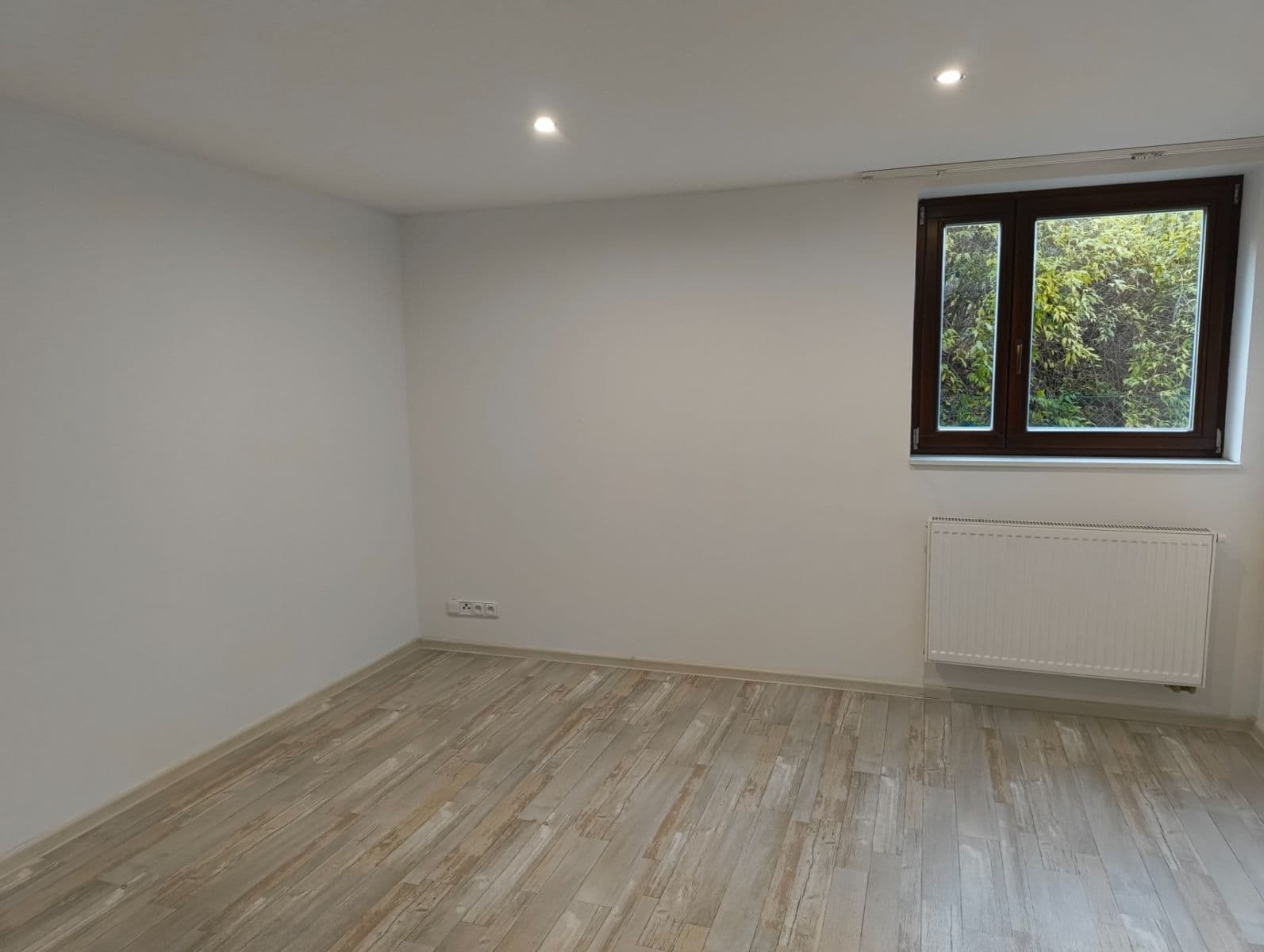 Prenájom bytu 2-izbový 57 m², Antonína Dvořáka, Dobříš, Středočeský kraj Prenájom bytu 2-izbový 57 m², Antonína Dvořáka, Dobříš, Středočeský kraj