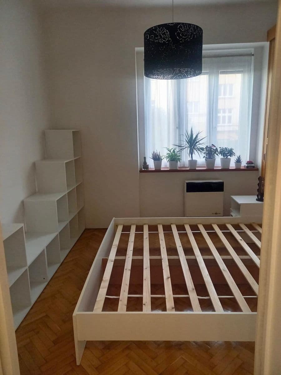 Predaj bytu 2-izbový 43 m², Nad Jezerkou, Praha, Praha Predaj bytu 2-izbový 43 m², Nad Jezerkou, Praha, Praha