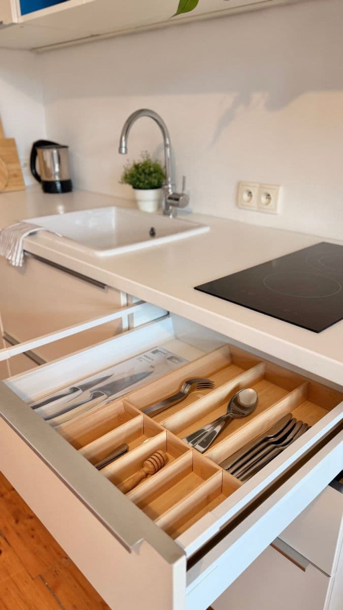 Prenájom bytu 1-izbový 27 m², Gabčíkova, Praha, Praha Prenájom bytu 1-izbový 27 m², Gabčíkova, Praha, Praha