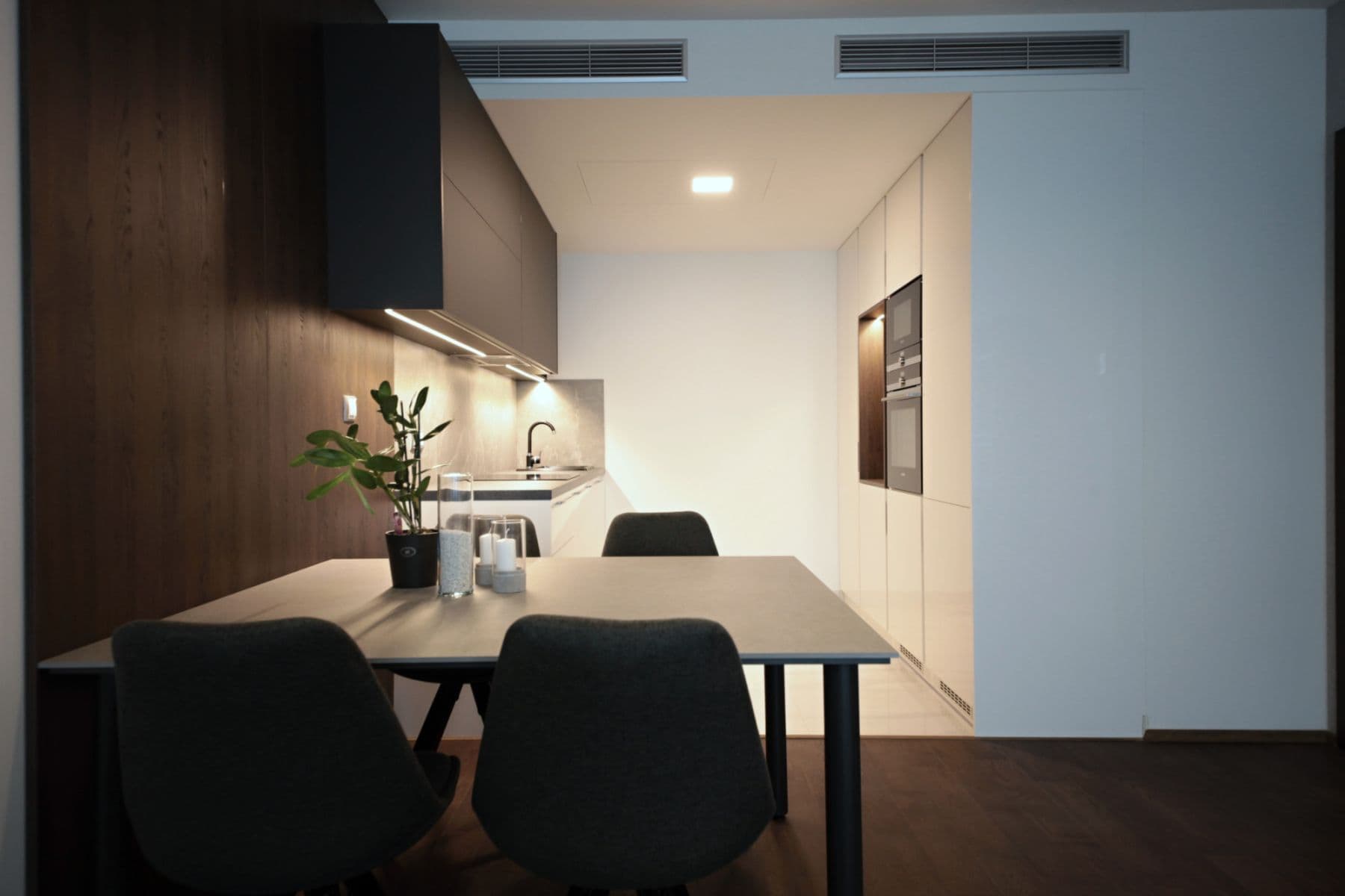 Prenájom bytu 70 m², Rubešova, Praha, Praha Prenájom bytu 70 m², Rubešova, Praha, Praha