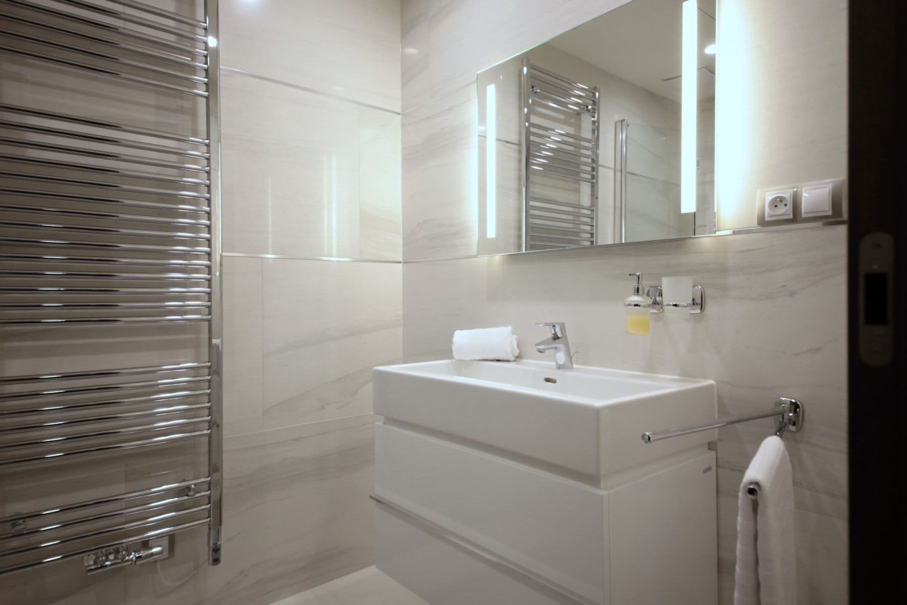 Prenájom bytu 70 m², Rubešova, Praha, Praha Prenájom bytu 70 m², Rubešova, Praha, Praha