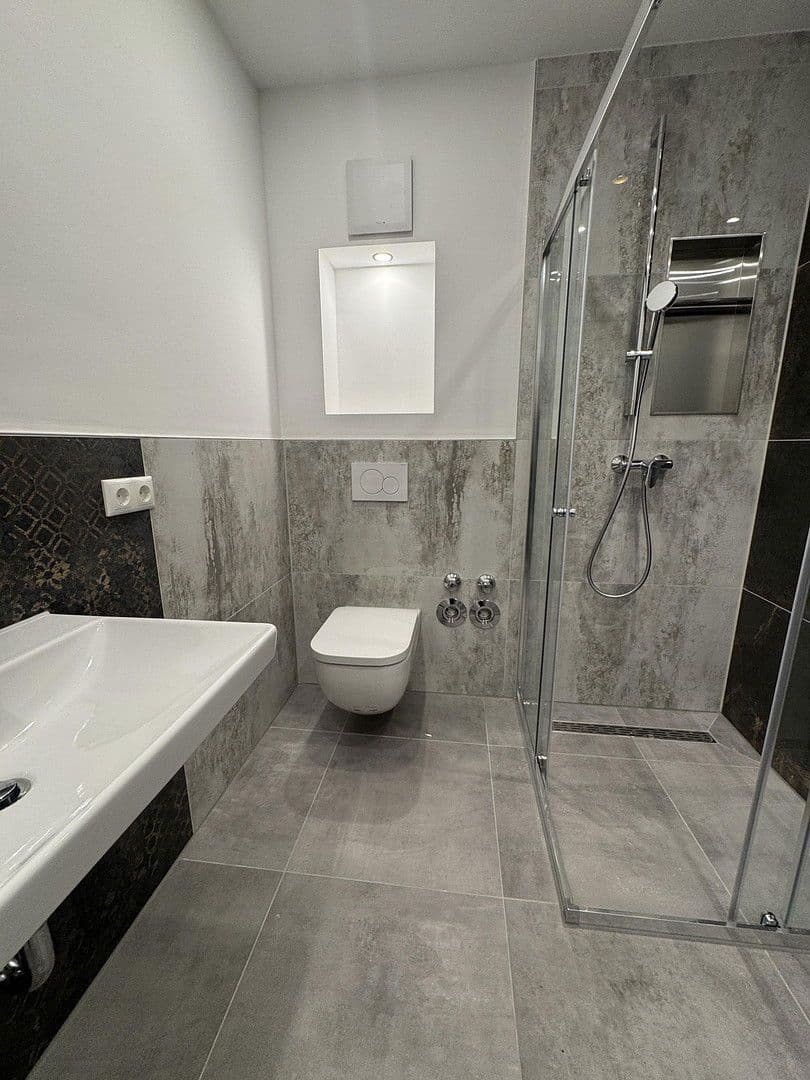 Prenájom bytu 3-izbový 75 m², Philipp-Ullrich-Str.7A, Offenbach, Hesensko Prenájom bytu 3-izbový 75 m², Philipp-Ullrich-Str.7A, Offenbach, Hesensko