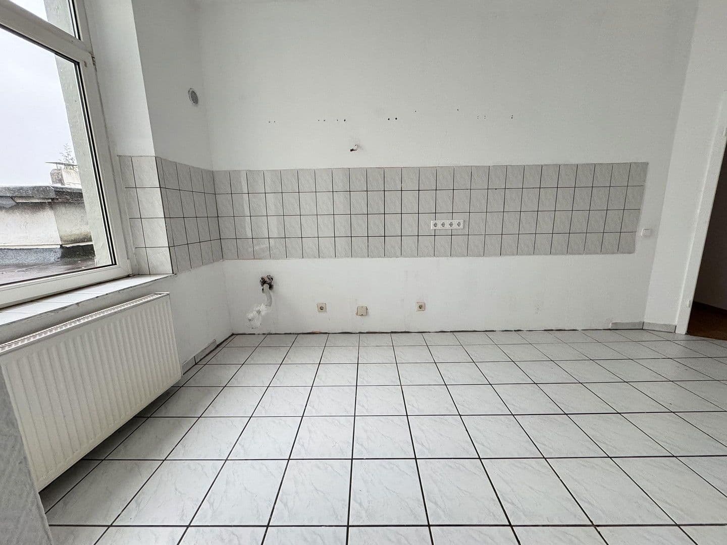 Prenájom bytu 3-izbový 70 m², Regerstr. 16, Solingen, Severné Porýnie - Westfálsko Prenájom bytu 3-izbový 70 m², Regerstr. 16, Solingen, Severné Porýnie - Westfálsko