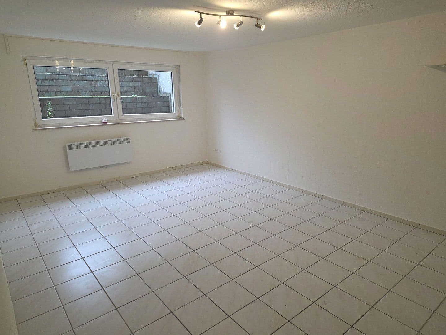 Prenájom bytu 2-izbový 65 m², In der Fuchshöhle 23, Frechen, Severné Porýnie - Westfálsko Prenájom bytu 2-izbový 65 m², In der Fuchshöhle 23, Frechen, Severné Porýnie - Westfálsko