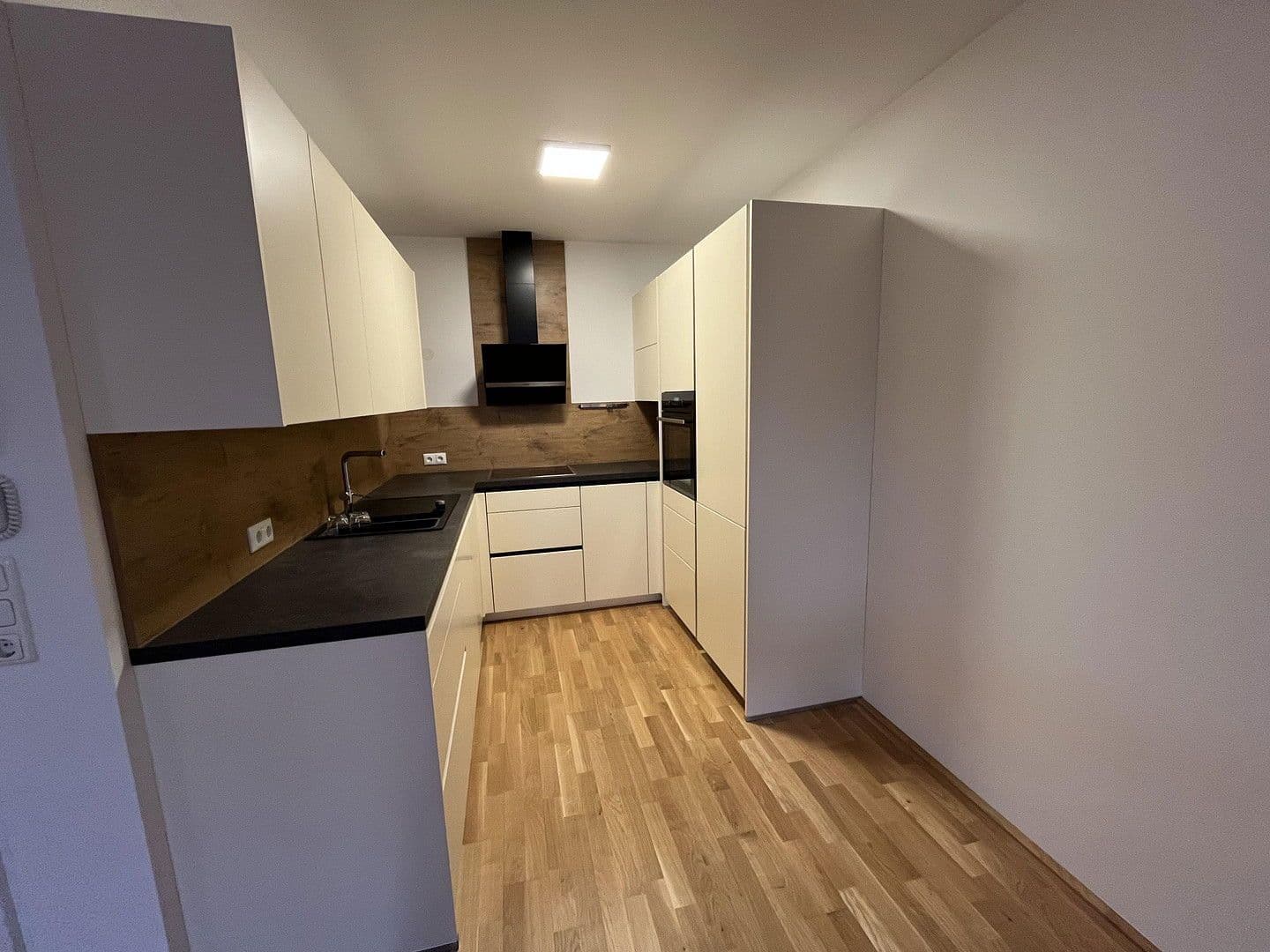 Predaj bytu 2-izbový 69 m², Zeppelinstraße 54, Linz, Horné Rakúsko Predaj bytu 2-izbový 69 m², Zeppelinstraße 54, Linz, Horné Rakúsko