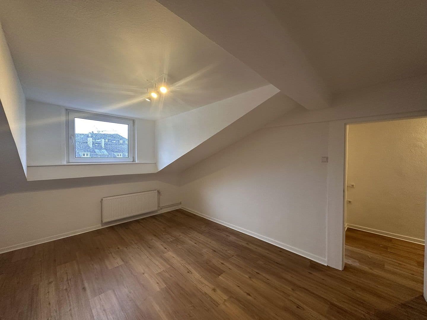 Predaj bytu 3-izbový 78 m², Matthiashofstrasse 22, Aachen, Severné Porýnie - Westfálsko Predaj bytu 3-izbový 78 m², Matthiashofstrasse 22, Aachen, Severné Porýnie - Westfálsko