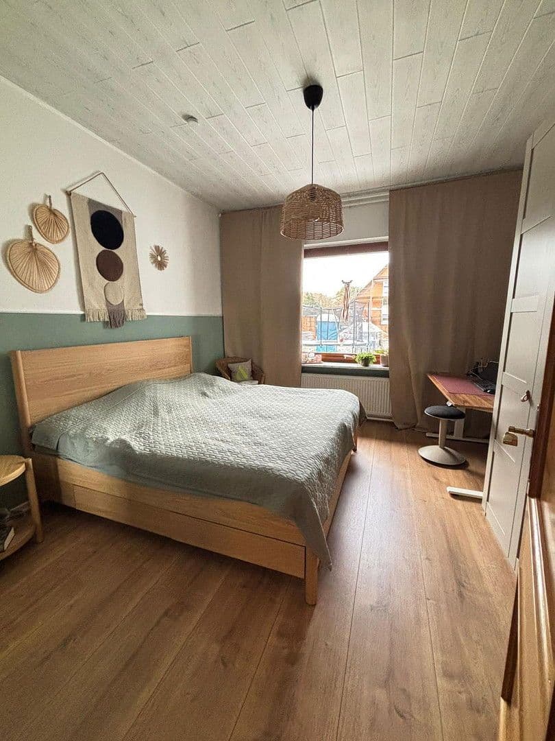 Predaj domu 152 m², pozemek 700 m², Burgwedel, Dolné Sasko Predaj domu 152 m², pozemek 700 m², Burgwedel, Dolné Sasko