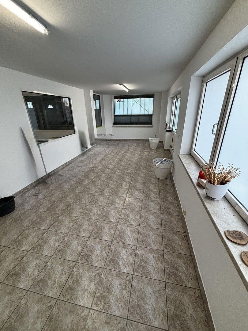 Predaj domu 1.050 m², pozemek 3.630 m², Michendorf, Brandenbursko Predaj domu 1.050 m², pozemek 3.630 m², Michendorf, Brandenbursko