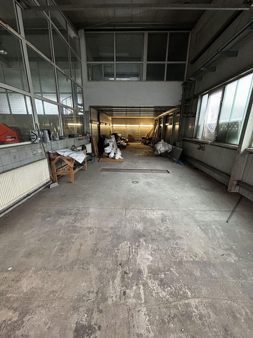 Predaj domu 1.050 m², pozemek 3.630 m², Michendorf, Brandenbursko Predaj domu 1.050 m², pozemek 3.630 m², Michendorf, Brandenbursko