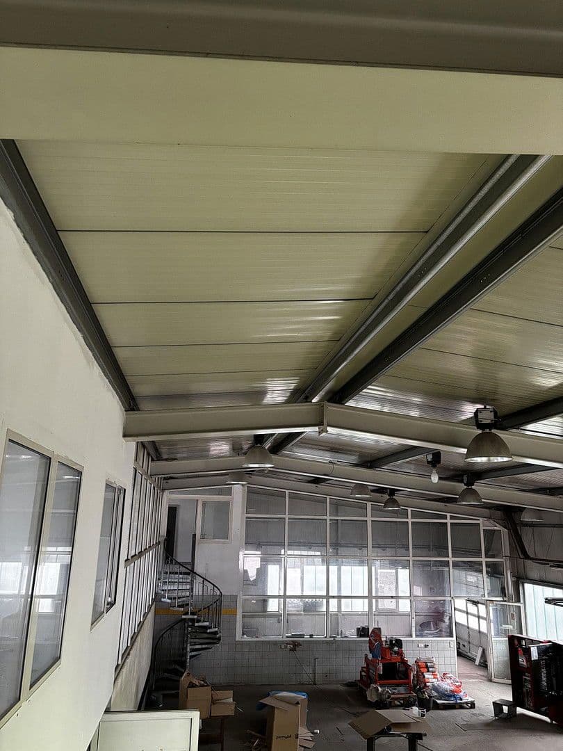 Predaj domu 1.050 m², pozemek 3.630 m², Michendorf, Brandenbursko Predaj domu 1.050 m², pozemek 3.630 m², Michendorf, Brandenbursko