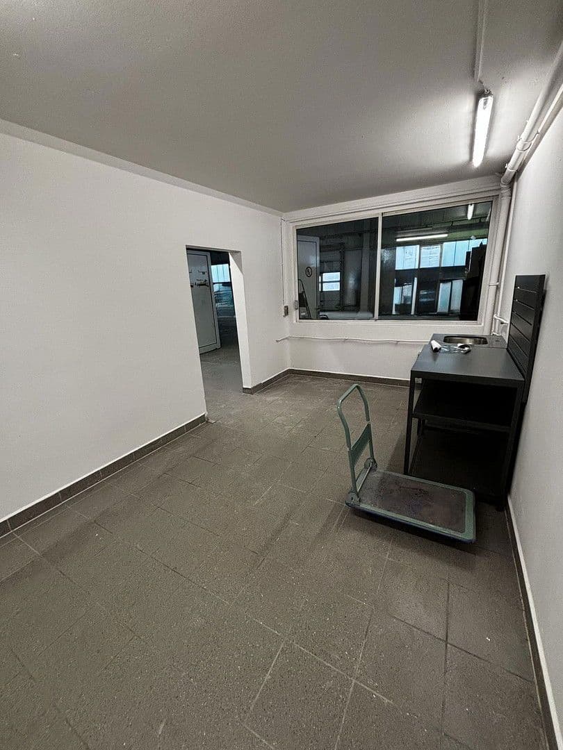 Predaj domu 1.050 m², pozemek 3.630 m², Michendorf, Brandenbursko Predaj domu 1.050 m², pozemek 3.630 m², Michendorf, Brandenbursko