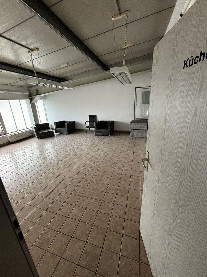 Predaj domu 1.050 m², pozemek 3.630 m², Michendorf, Brandenbursko Predaj domu 1.050 m², pozemek 3.630 m², Michendorf, Brandenbursko