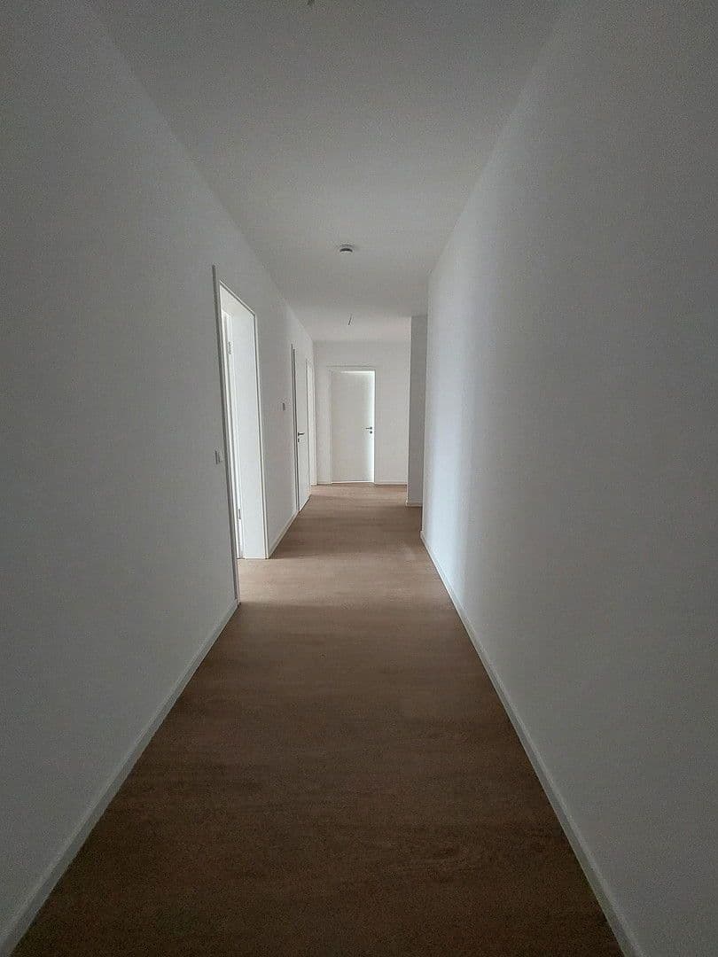 Prenájom bytu 3-izbový 93 m², Bahnhofsstrasse 4, Peenemünde, Meklenbursko-Predpomoransko Prenájom bytu 3-izbový 93 m², Bahnhofsstrasse 4, Peenemünde, Meklenbursko-Predpomoransko