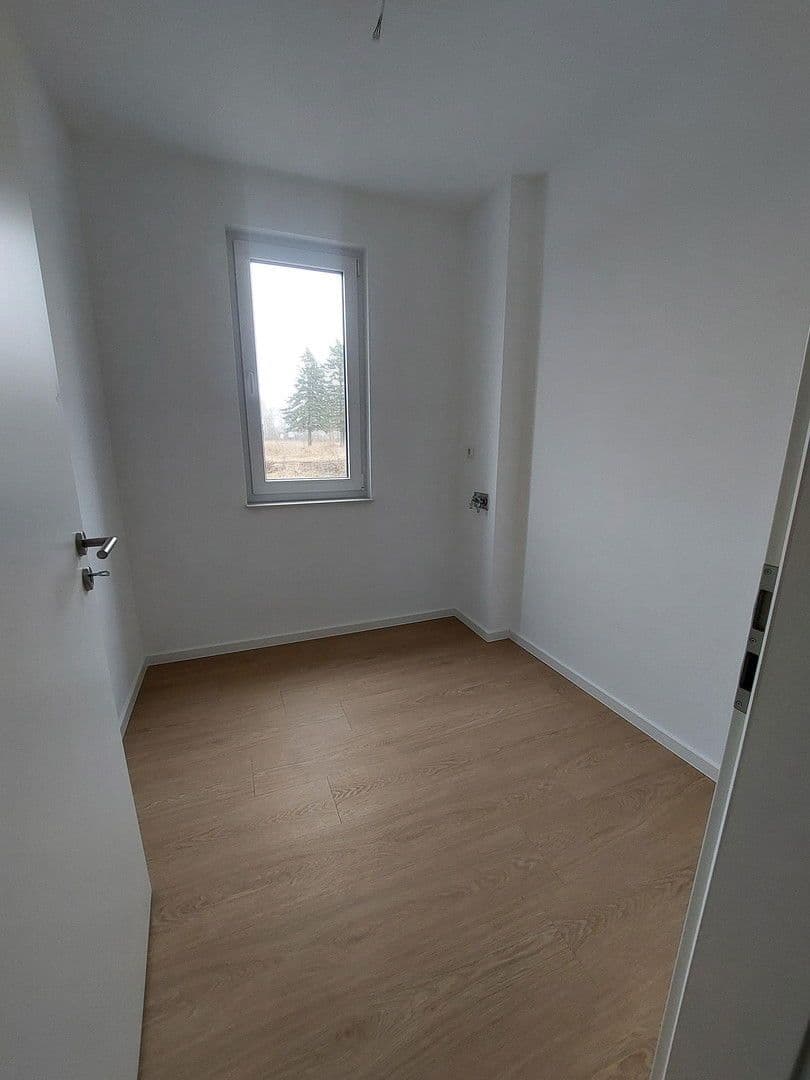 Prenájom bytu 3-izbový 93 m², Bahnhofsstrasse 4, Peenemünde, Meklenbursko-Predpomoransko Prenájom bytu 3-izbový 93 m², Bahnhofsstrasse 4, Peenemünde, Meklenbursko-Predpomoransko