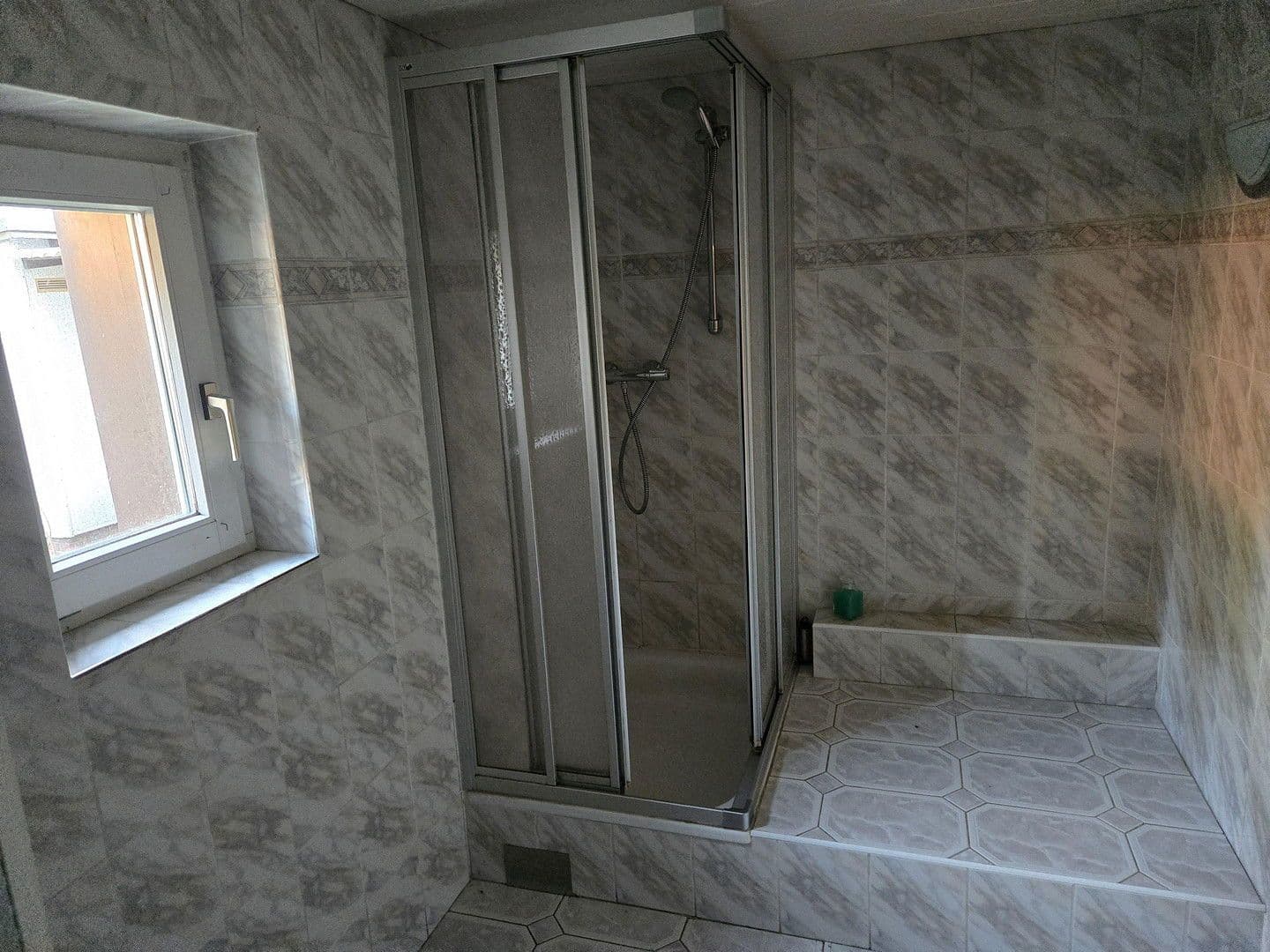 Predaj domu 95 m², pozemek 992 m², Mühlenbecker Land, Brandenbursko Predaj domu 95 m², pozemek 992 m², Mühlenbecker Land, Brandenbursko