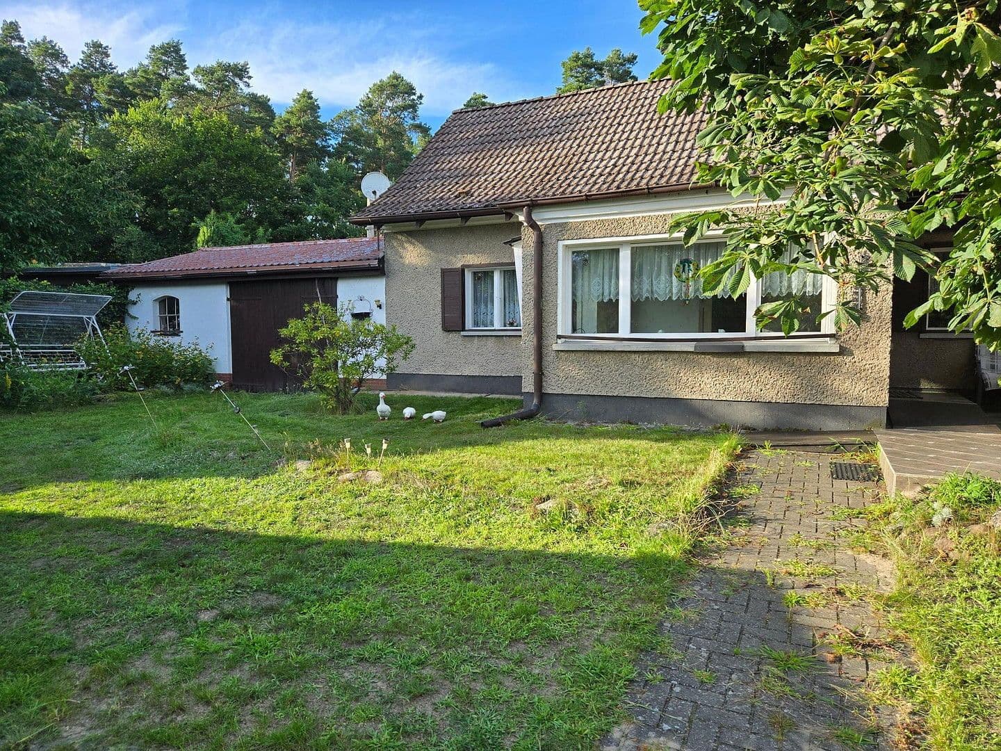 Predaj domu 95 m², pozemek 992 m², Mühlenbecker Land, Brandenbursko Predaj domu 95 m², pozemek 992 m², Mühlenbecker Land, Brandenbursko