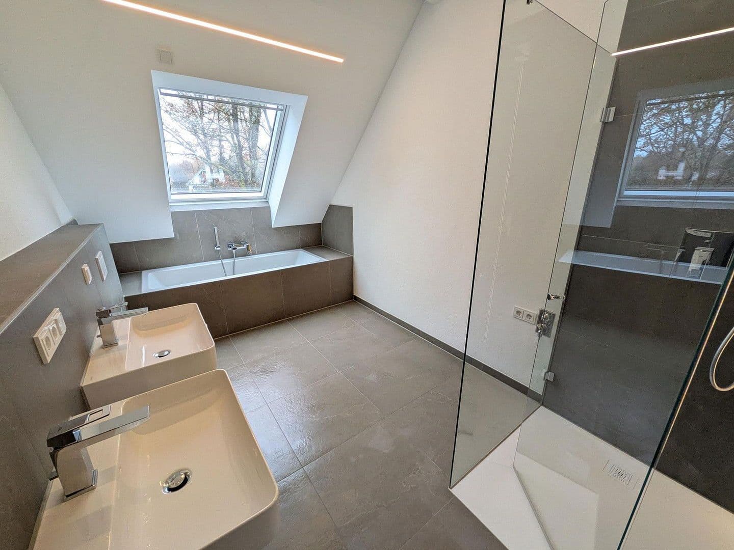 Predaj bytu 3-izbový 126 m², Mattseestr. 10, MÜnchen, Bavorsko Predaj bytu 3-izbový 126 m², Mattseestr. 10, MÜnchen, Bavorsko