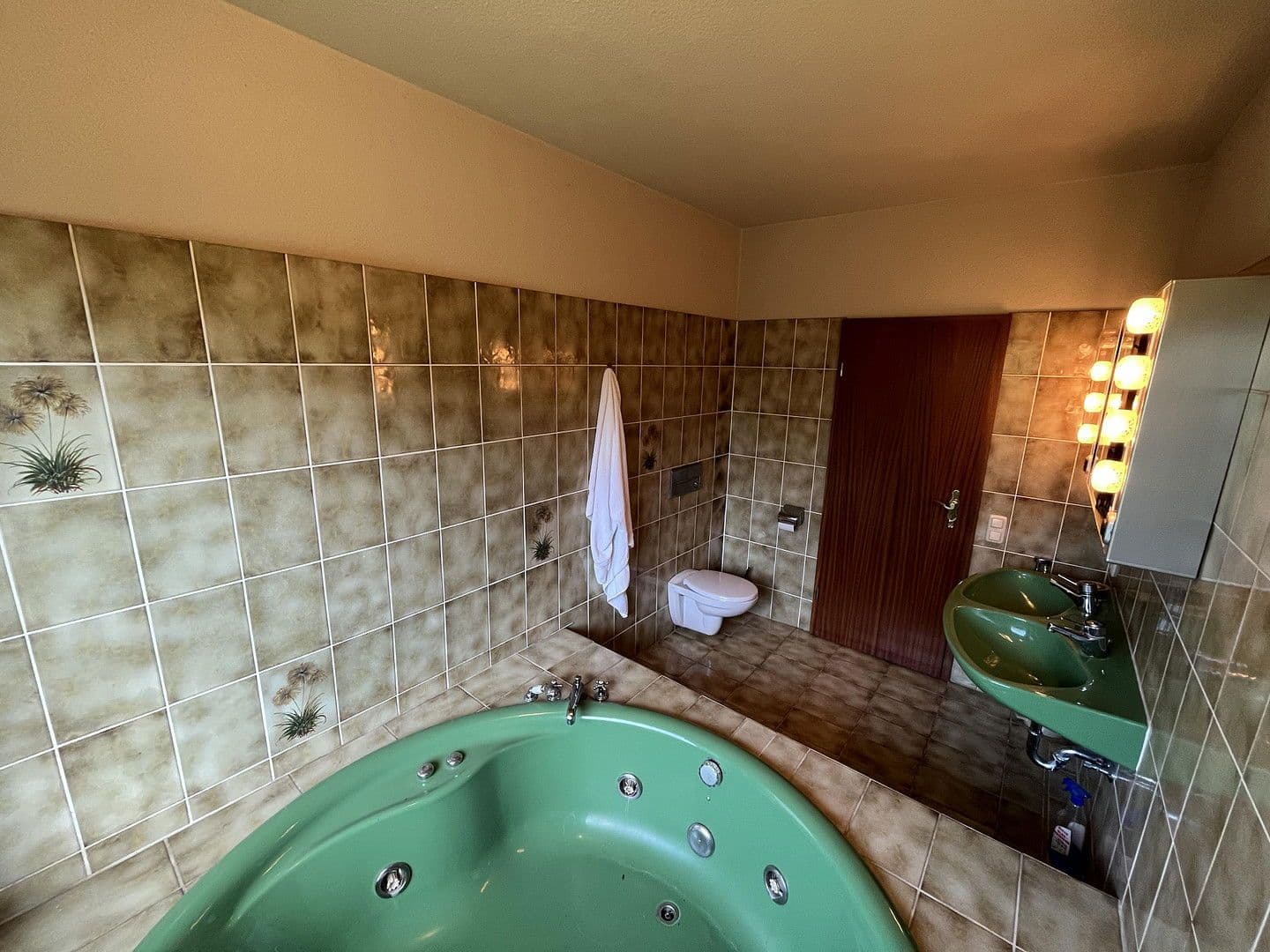 Prenájom domu 202 m², pozemek 947 m², Rellingen, Šlezvicko-Holštajnsko Prenájom domu 202 m², pozemek 947 m², Rellingen, Šlezvicko-Holštajnsko