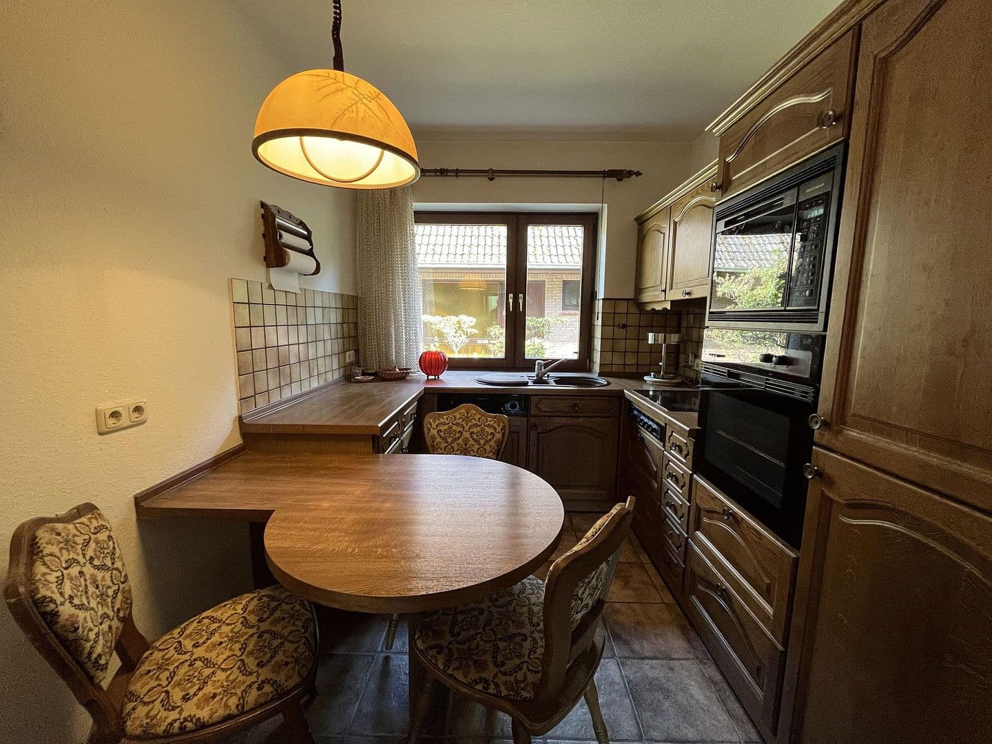 Prenájom domu 202 m², pozemek 947 m², Rellingen, Šlezvicko-Holštajnsko Prenájom domu 202 m², pozemek 947 m², Rellingen, Šlezvicko-Holštajnsko