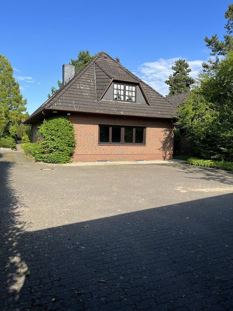 Prenájom domu 202 m², pozemek 947 m², Rellingen, Šlezvicko-Holštajnsko Prenájom domu 202 m², pozemek 947 m², Rellingen, Šlezvicko-Holštajnsko