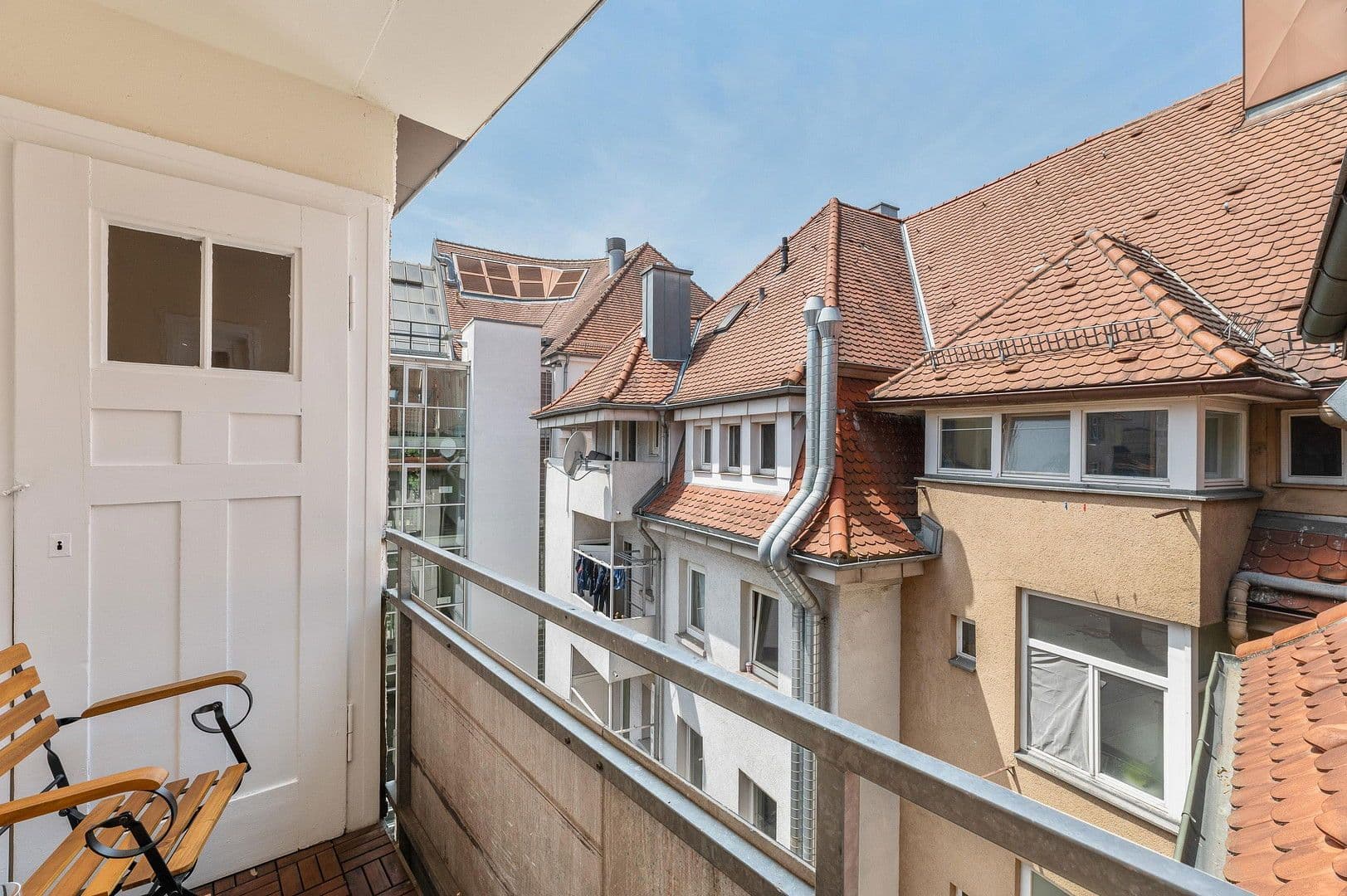 Prenájom bytu 2-izbový 92 m², Am Kronenhof 29, Esslingen am Neckar, Bádensko-Wurttembersko Prenájom bytu 2-izbový 92 m², Am Kronenhof 29, Esslingen am Neckar, Bádensko-Wurttembersko