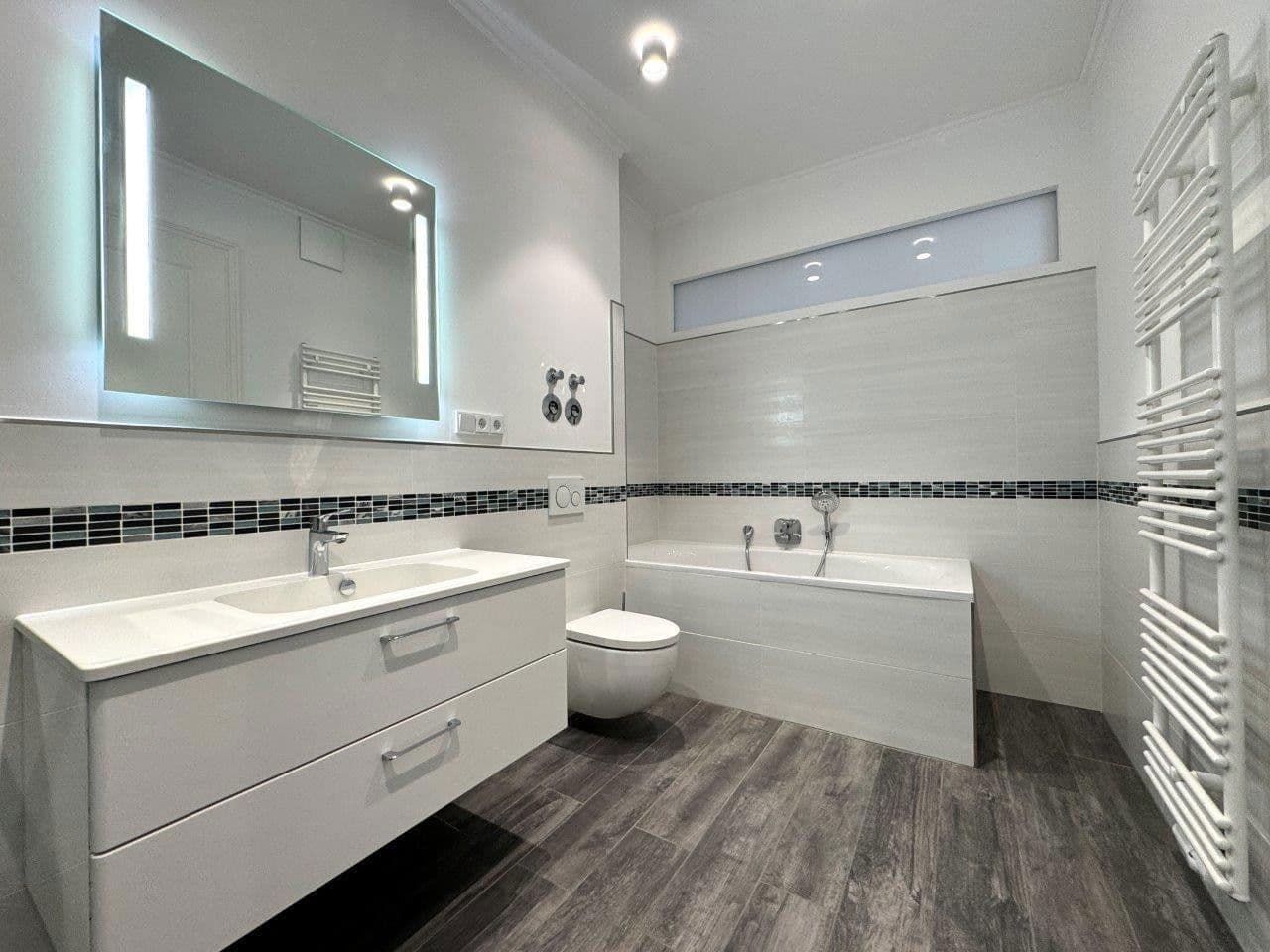 Prenájom bytu 2-izbový 113 m², Müggelseedamm 288, Berlin, Berlín Prenájom bytu 2-izbový 113 m², Müggelseedamm 288, Berlin, Berlín