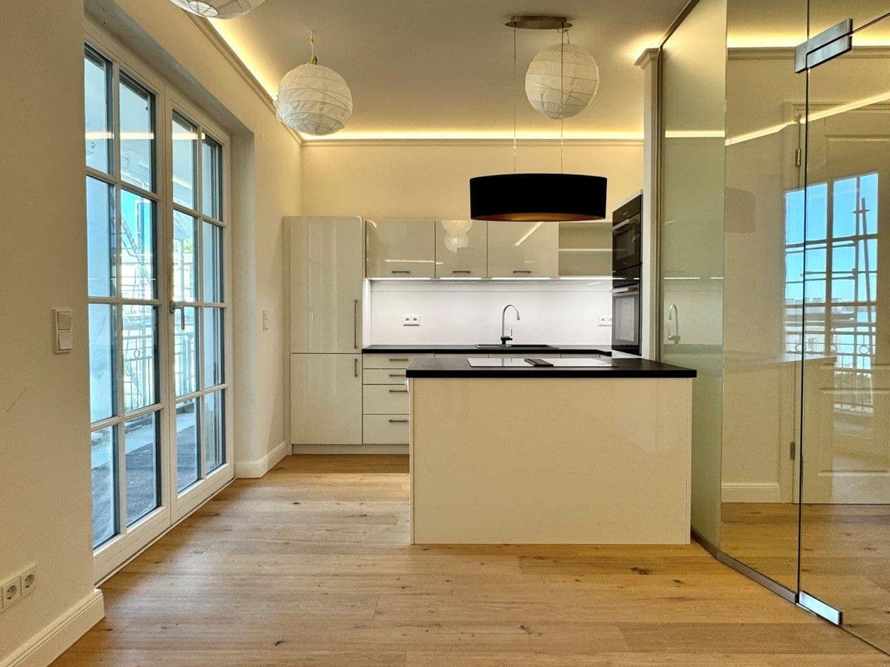 Prenájom bytu 2-izbový 113 m², Müggelseedamm 288, Berlin, Berlín Prenájom bytu 2-izbový 113 m², Müggelseedamm 288, Berlin, Berlín