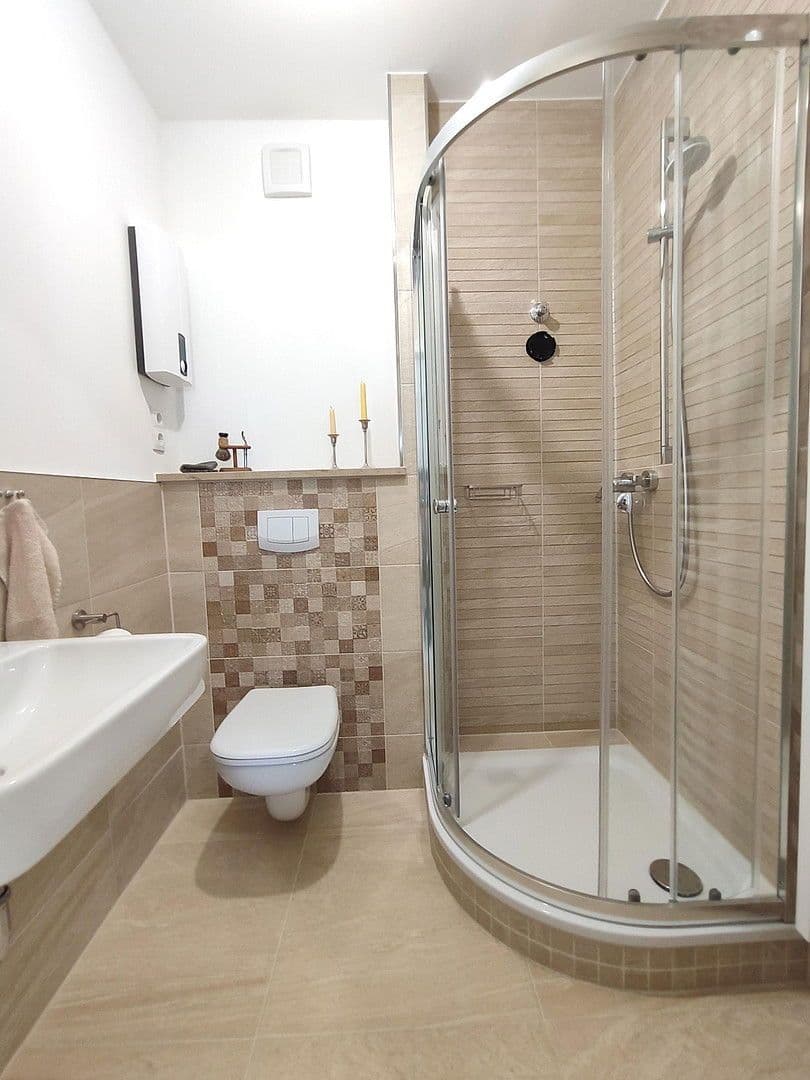 Prenájom bytu 2-izbový 47 m², Kiel, Šlezvicko-Holštajnsko Prenájom bytu 2-izbový 47 m², Kiel, Šlezvicko-Holštajnsko