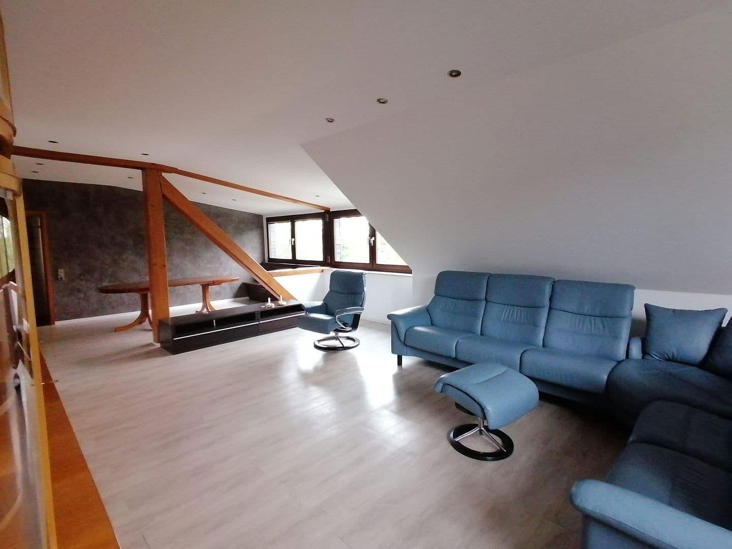 Predaj domu 285 m², pozemek 861 m², Leichlingen, Severné Porýnie - Westfálsko Predaj domu 285 m², pozemek 861 m², Leichlingen, Severné Porýnie - Westfálsko