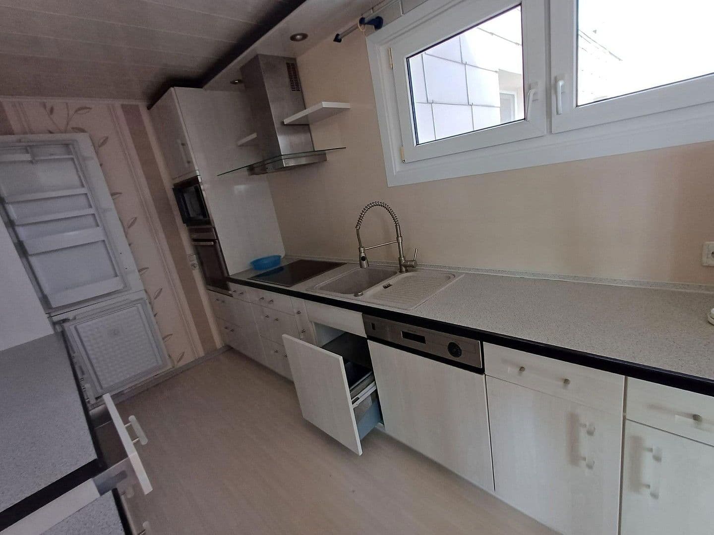 Predaj bytu 3-izbový 82 m², Schwäbisch Gmünd, Bádensko-Wurttembersko Predaj bytu 3-izbový 82 m², Schwäbisch Gmünd, Bádensko-Wurttembersko