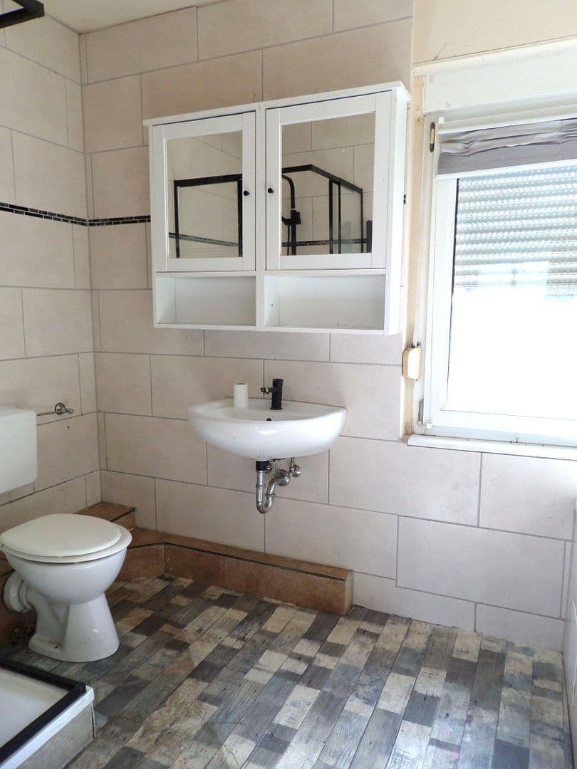 Predaj domu 157 m², pozemek 341 m², Lauchhammer, Brandenbursko Predaj domu 157 m², pozemek 341 m², Lauchhammer, Brandenbursko