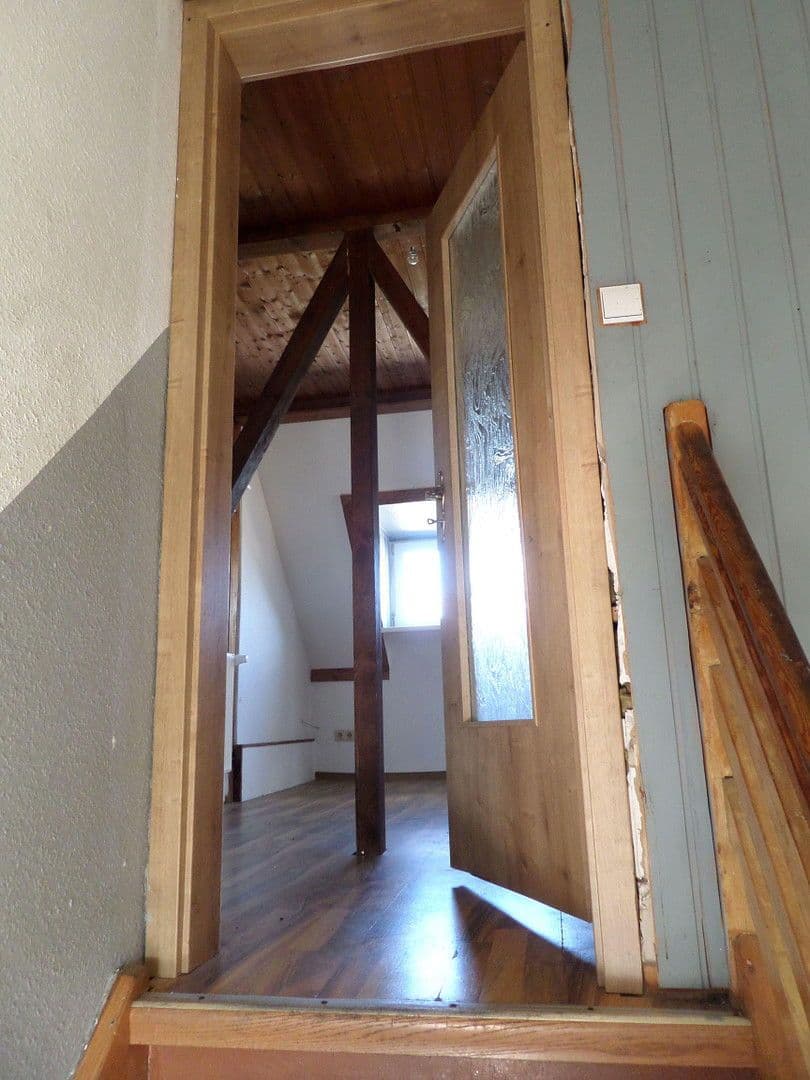 Predaj domu 157 m², pozemek 341 m², Lauchhammer, Brandenbursko Predaj domu 157 m², pozemek 341 m², Lauchhammer, Brandenbursko